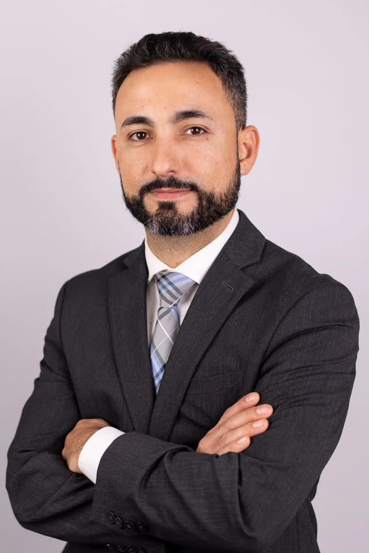 Apex Law Firm attorney